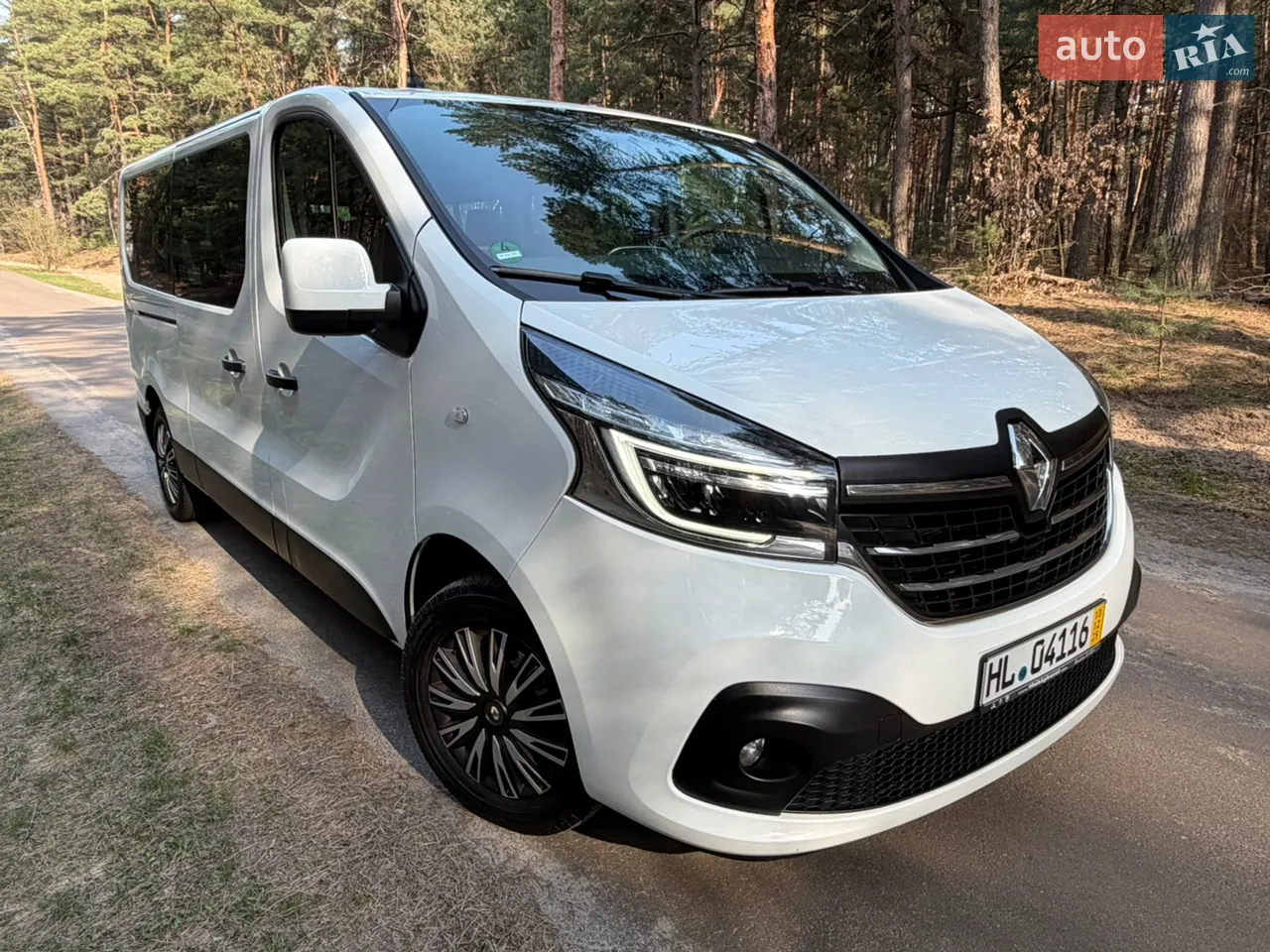 2021 Renault Trafic - фото 1