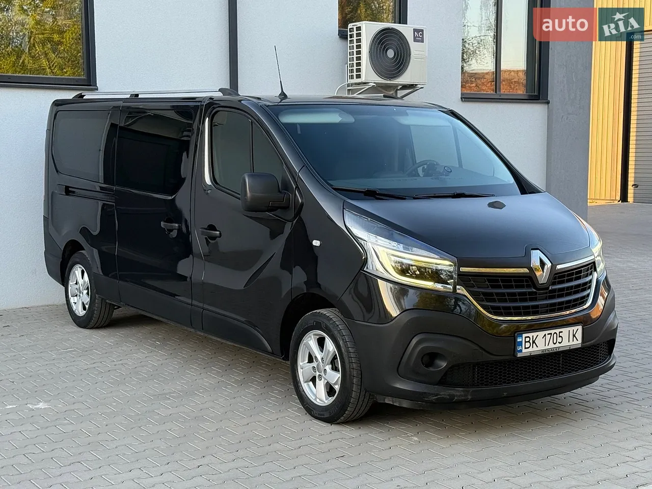 2019 Renault Trafic - мініатюра 2
