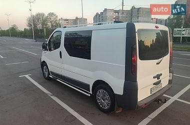 Renault Trafic  2004