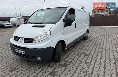 Renault Trafic  2012
