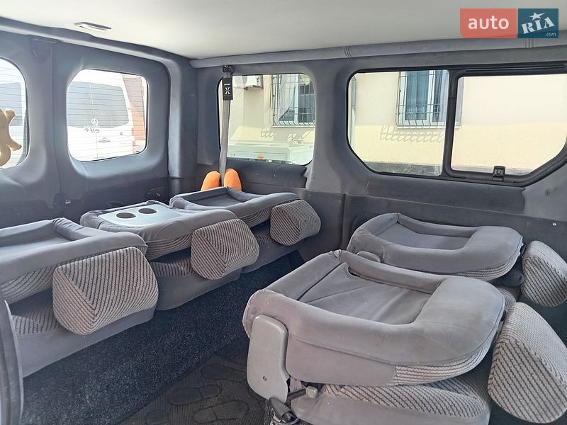 Микроавтобус Renault Trafic 2008 в Кривом Роге фото 7 Микроавтобус Renault Trafic 2008 в Кривом Роге