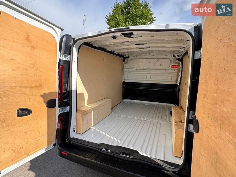 Грузовой фургон Renault Trafic 2022 в Киеве фото 28 Грузовой фургон Renault Trafic 2022 в Киеве