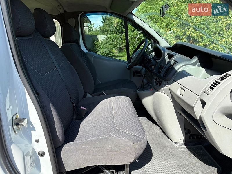Минивэн Renault Trafic 2011 в Чернигове