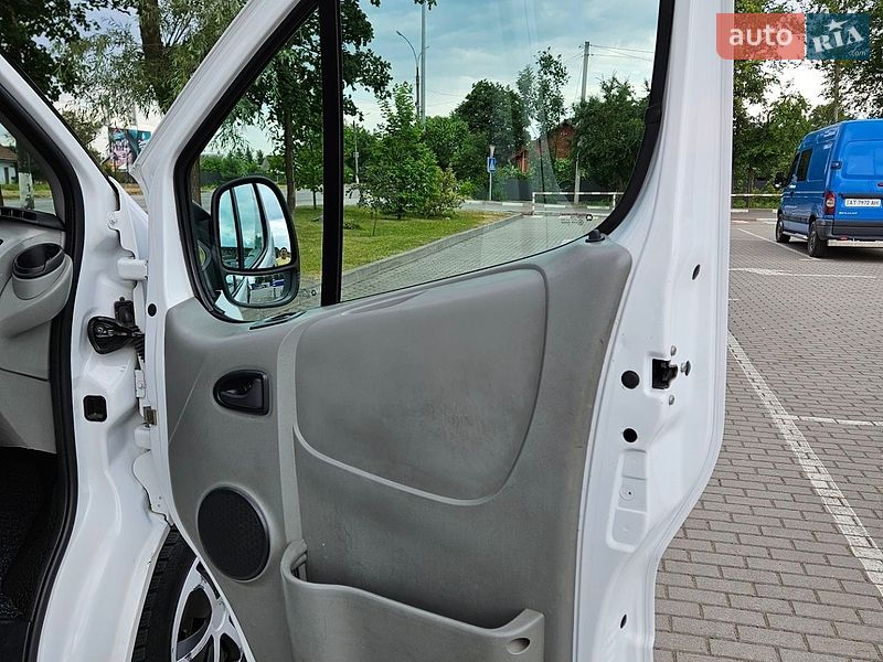 Минивэн Renault Trafic 2006 в Коломые фото 7 Минивэн Renault Trafic 2006 в Коломые