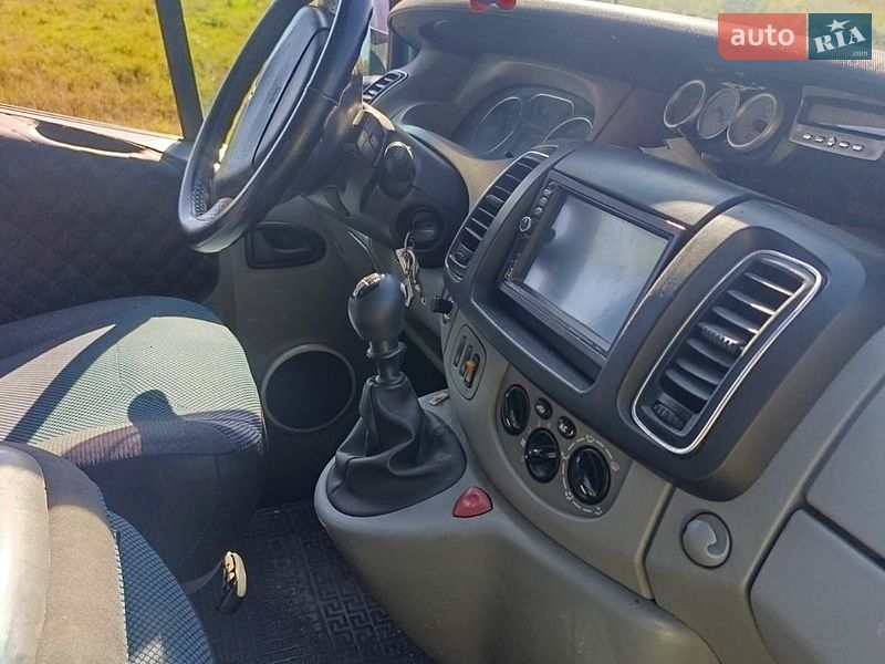 Минивэн Renault Trafic 2004 в Хмельницком