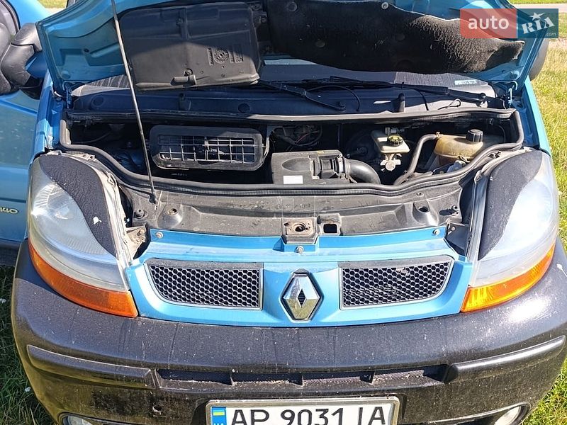 Минивэн Renault Trafic 2004 в Хмельницком