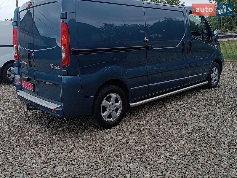 Минивэн Renault Trafic 2013 в Дубно