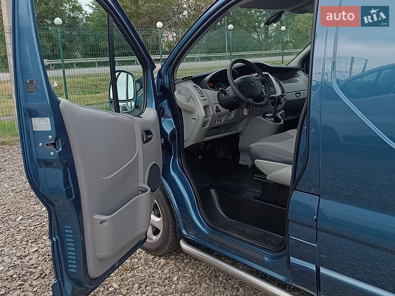 Минивэн Renault Trafic 2013 в Дубно