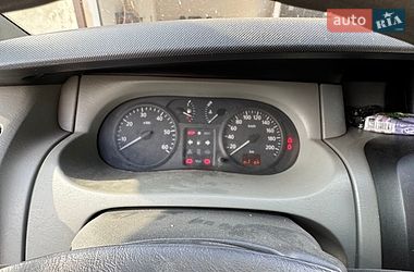Минивэн Renault Trafic 2005 в Львове