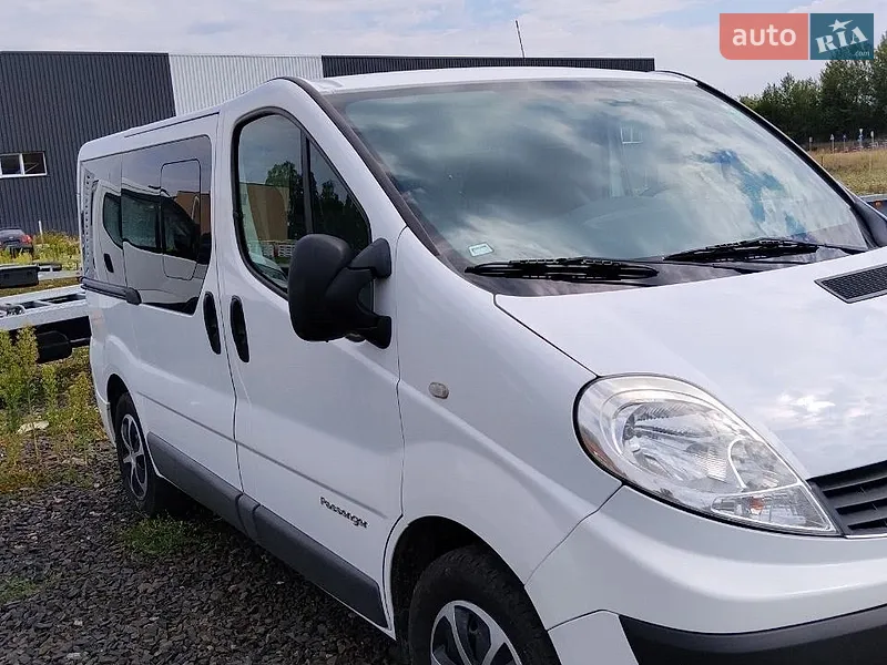 Renault Trafic 2012