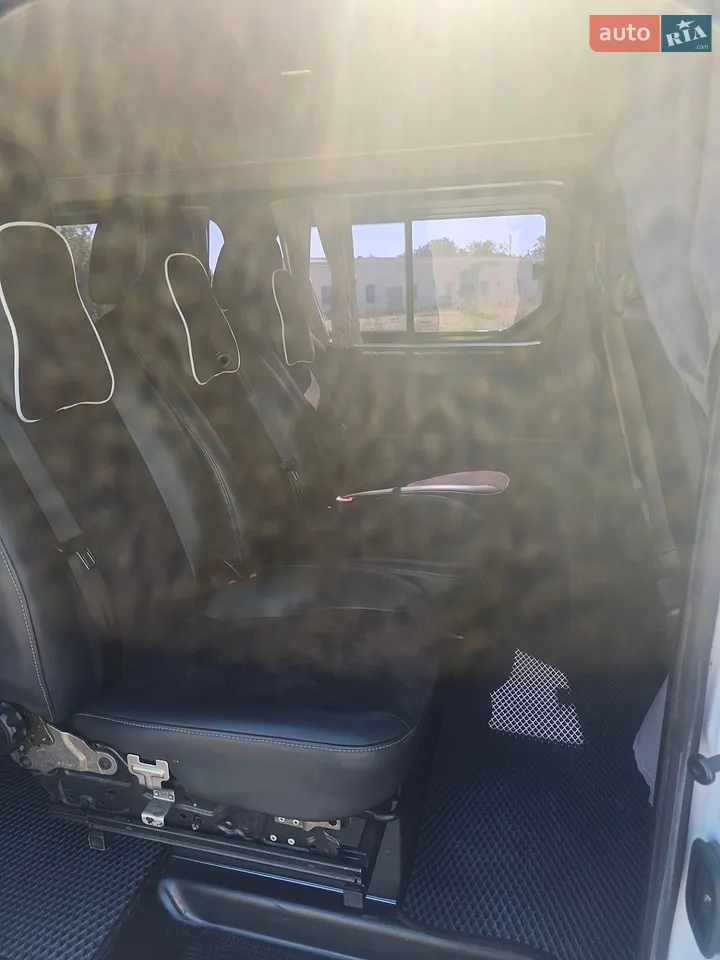 2020 Renault Trafic - мініатюра 5