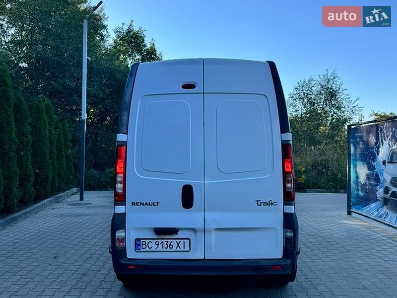 Вантажний фургон Renault Trafic 2012 в Львові