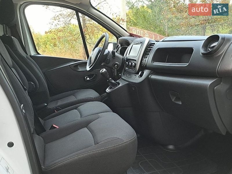 Вантажний фургон Renault Trafic 2021 в Дніпрі