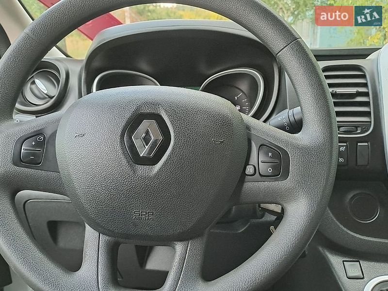 Вантажний фургон Renault Trafic 2021 в Дніпрі