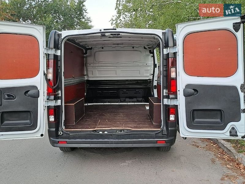 Вантажний фургон Renault Trafic 2021 в Дніпрі