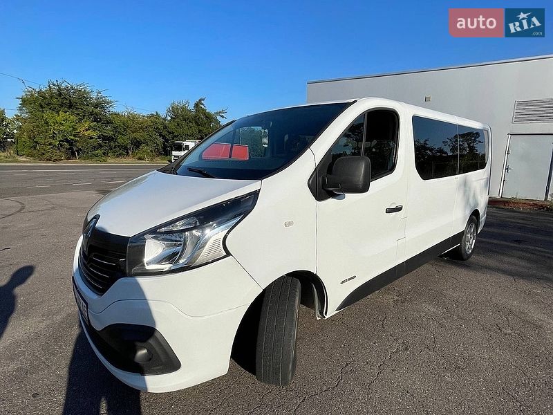 Минивэн Renault Trafic 2015 в Черкассах