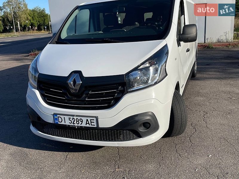 Минивэн Renault Trafic 2015 в Черкассах