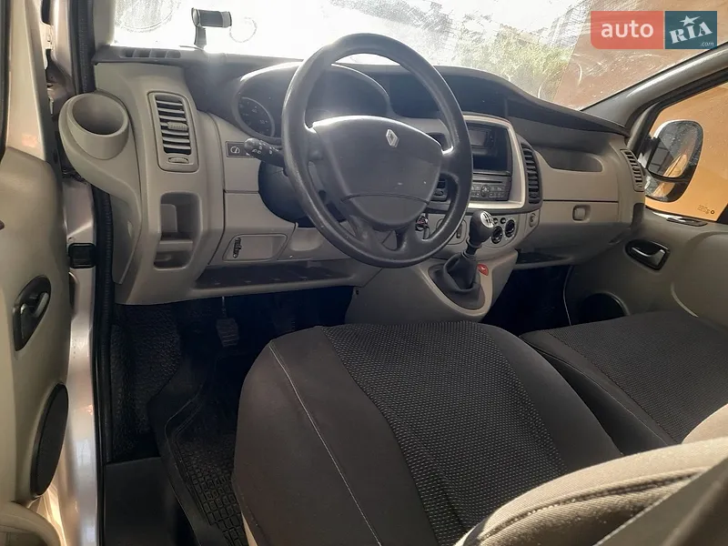Renault Trafic 2011