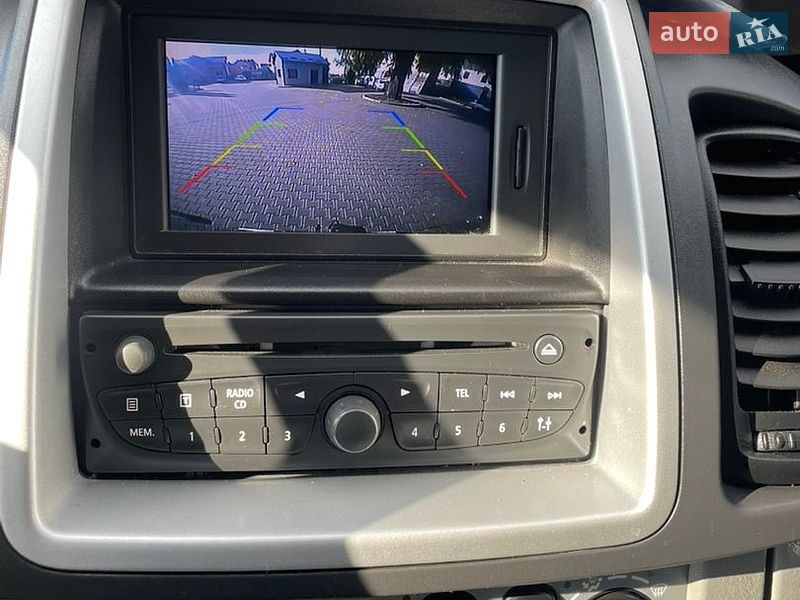 Грузопассажирский фургон Renault Trafic 2012 в Дубно