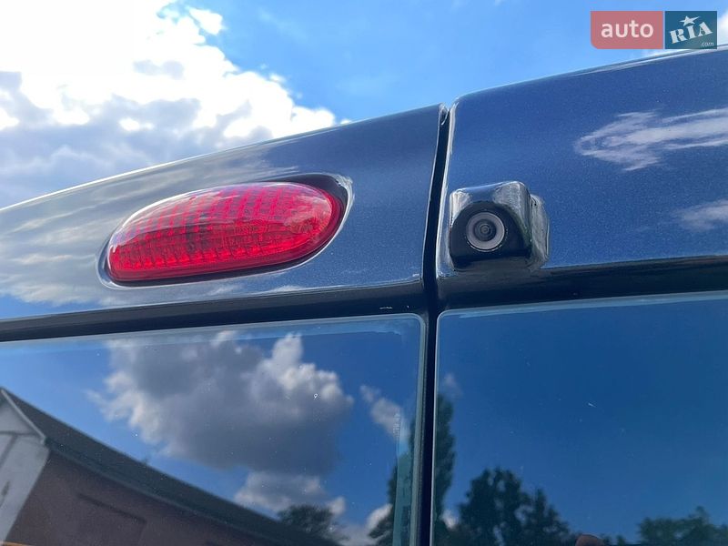 Грузопассажирский фургон Renault Trafic 2012 в Дубно