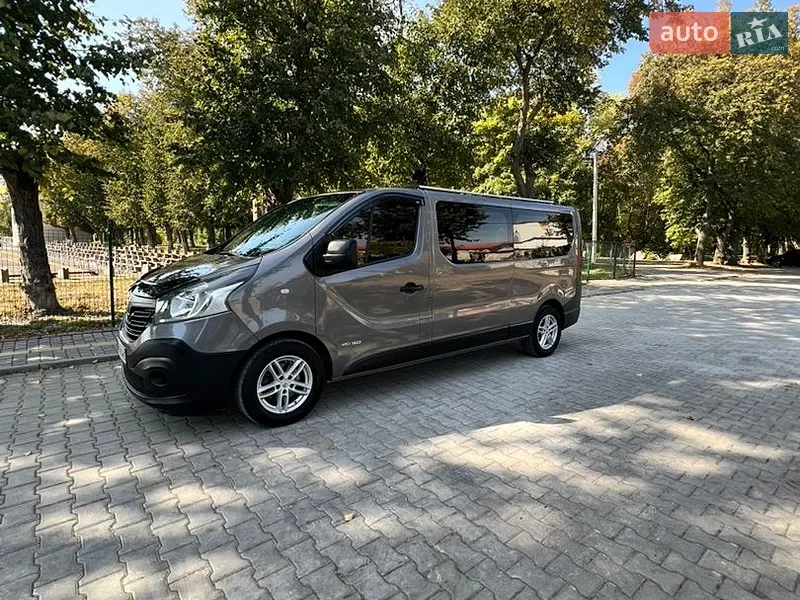 Renault Trafic 2015