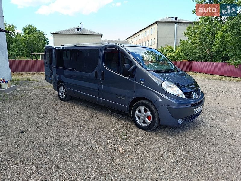 Мінівен Renault Trafic 2011 в Глибокій