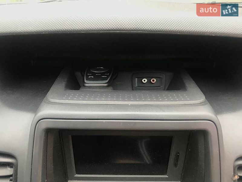 Грузовой фургон Renault Trafic 2012 в Подгайцах