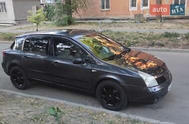 Renault Vel Satis  2004