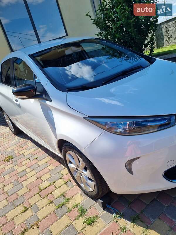 Хэтчбек Renault Zoe 2013 в Ровно Хэтчбек Renault Zoe 2013 в Ровно