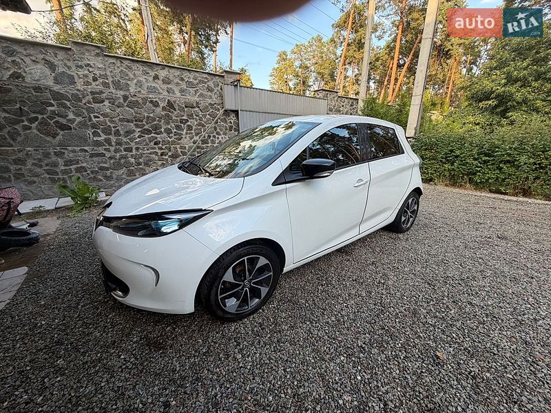 Хэтчбек Renault Zoe 2016 в Буче