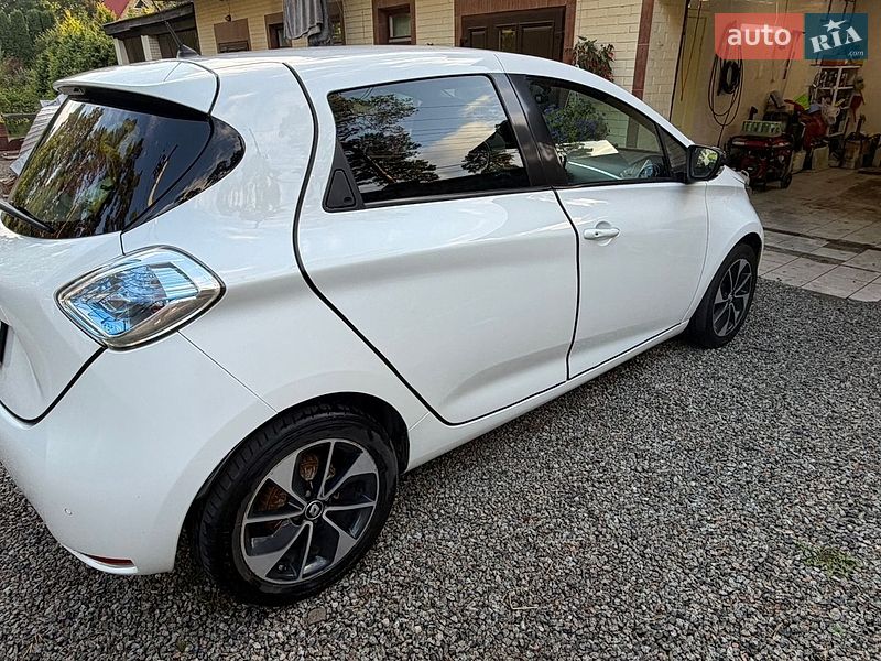 Хэтчбек Renault Zoe 2016 в Буче