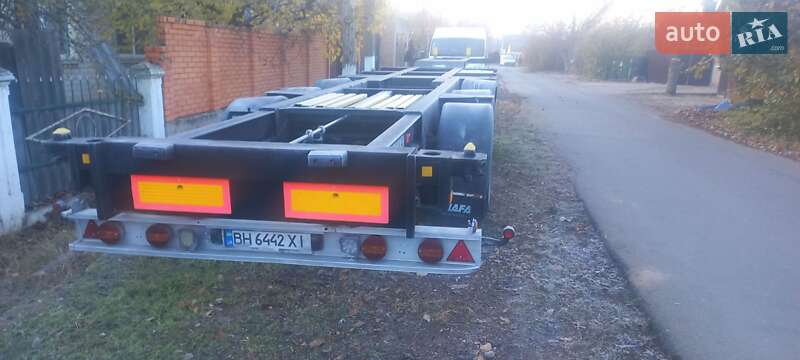 Контейнеровоз полуприцеп Renders ROC