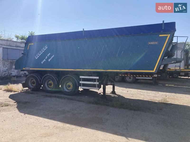 Самоскид напівпричіп Renders SAF