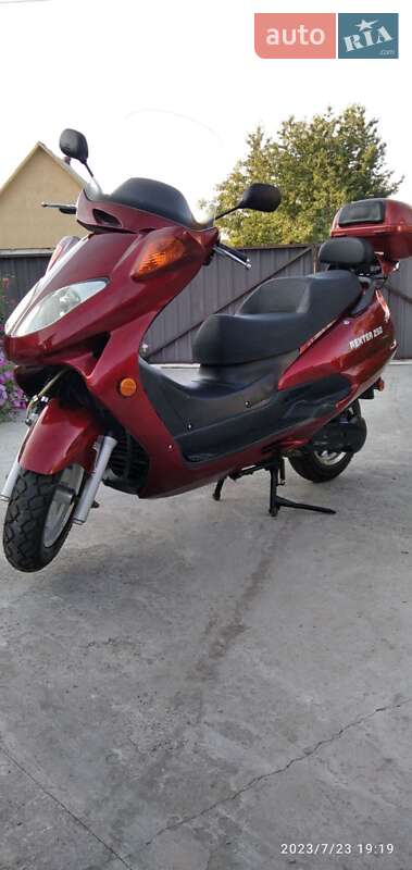 Макси-скутер Rex RS 2008 в Белой Церкви