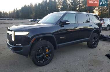 Rivian R1S  2024