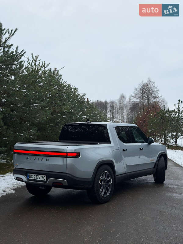 Пикап Rivian R1T