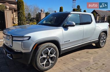 Rivian R1T  2024