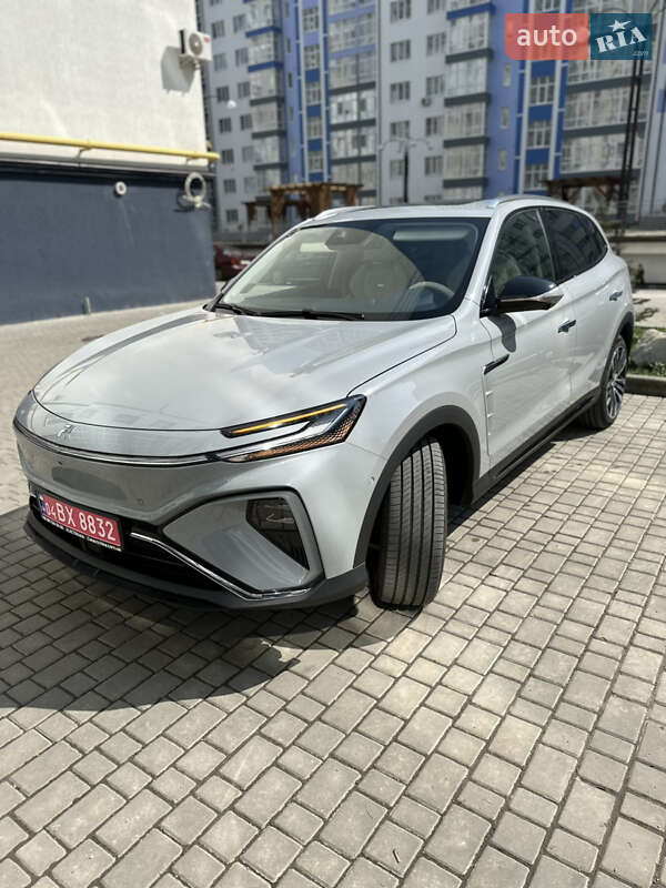 Roewe Marvel R