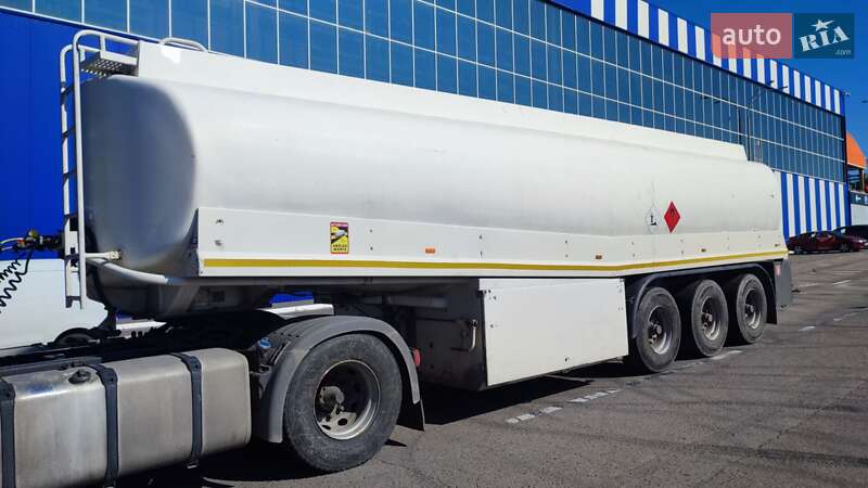 Цистерна полуприцеп Rohr