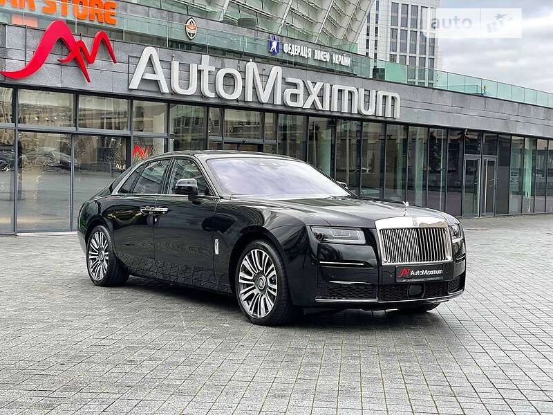 Седан Rolls-Royce Ghost