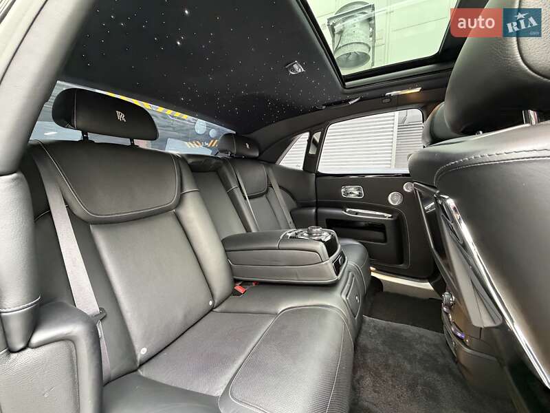 Седан Rolls-Royce Ghost 2015 в Киеве