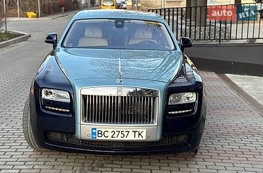 Rolls-Royce Ghost  2012