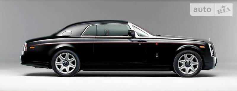 Rolls-Royce Phantom 2017 года