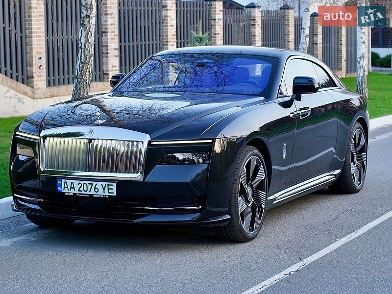 Легковые Rolls-Royce Spectre