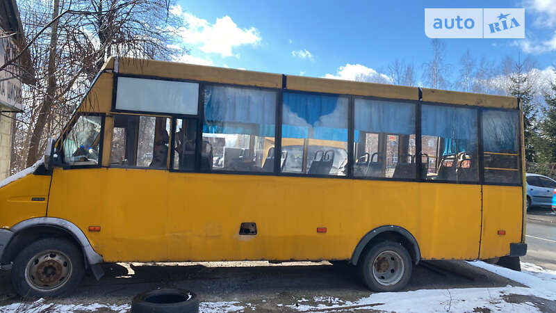 Пригородный автобус РУТА 19