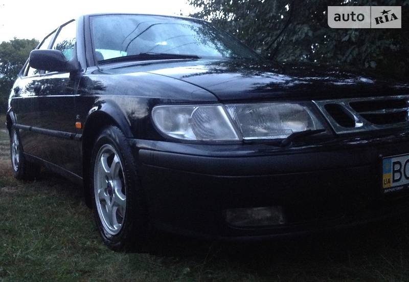 Saab 9-3 2000 года