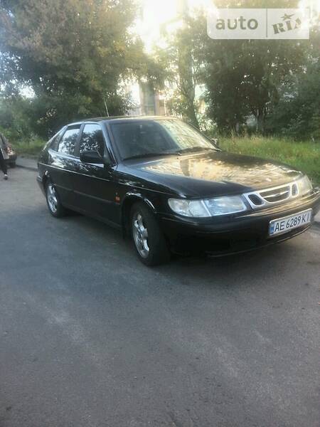 Хетчбек Saab 9-3