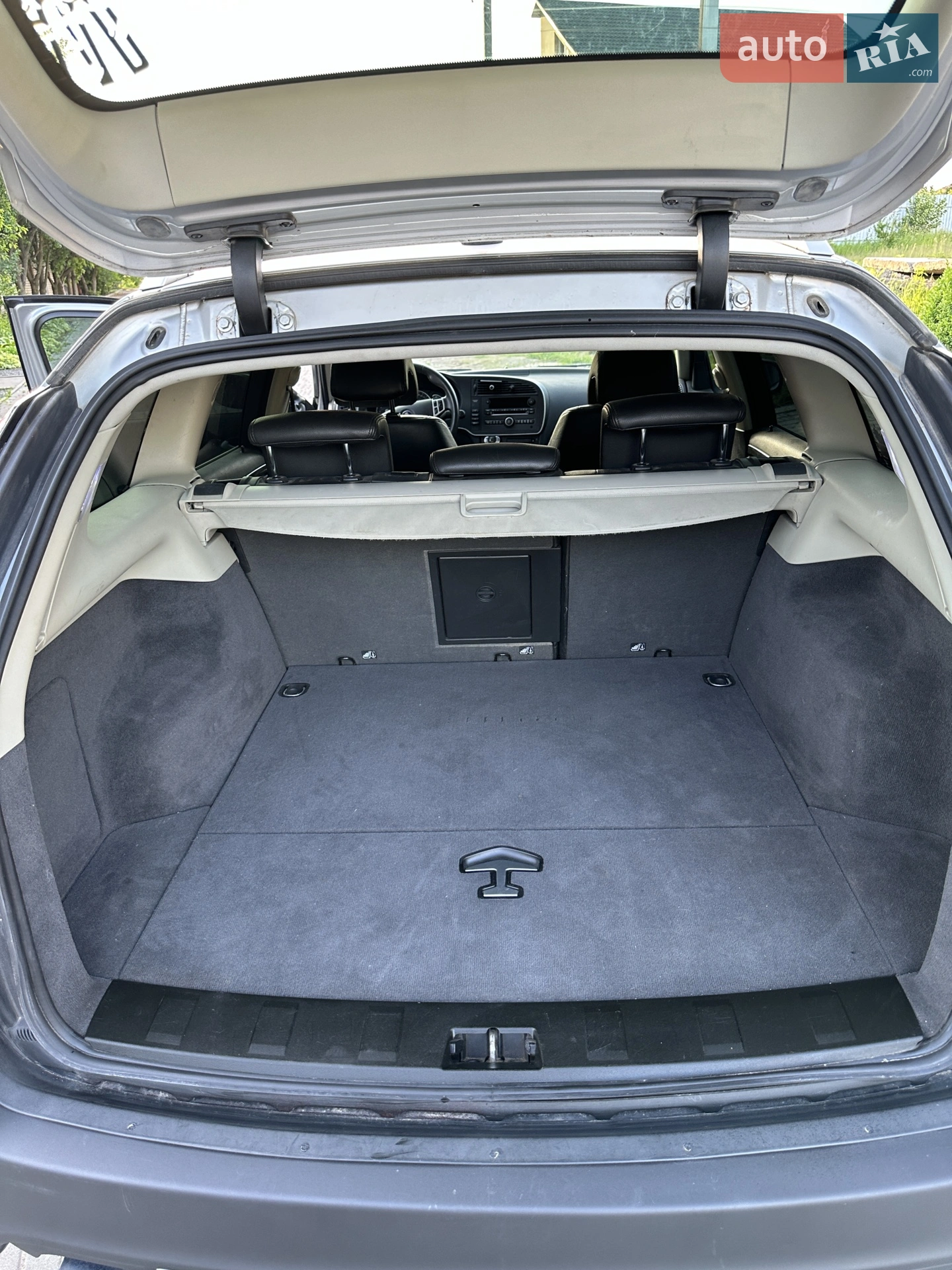 Saab 9-3 2010 VIN YS3FD5BY0B1305759 фото оголошення 12 з 27