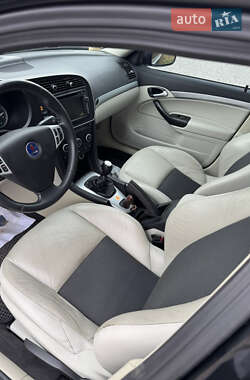 Saab 9-3  2011