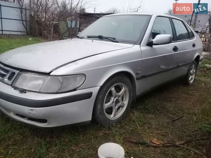 Хэтчбек Saab 9-3